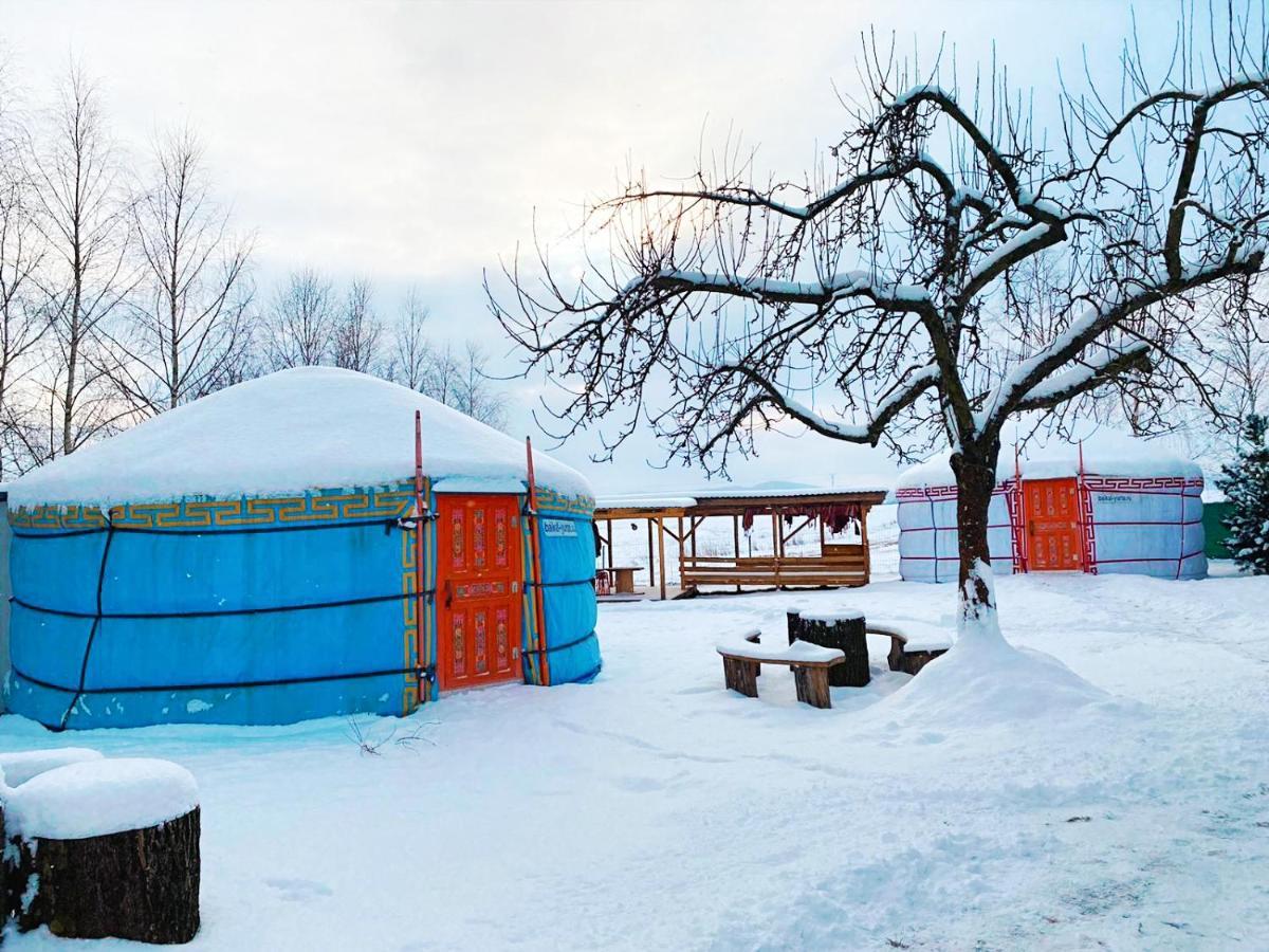 Caloroczne Jurty Mongolskie - "Domy Slonca" Kłodzko Exterior foto
